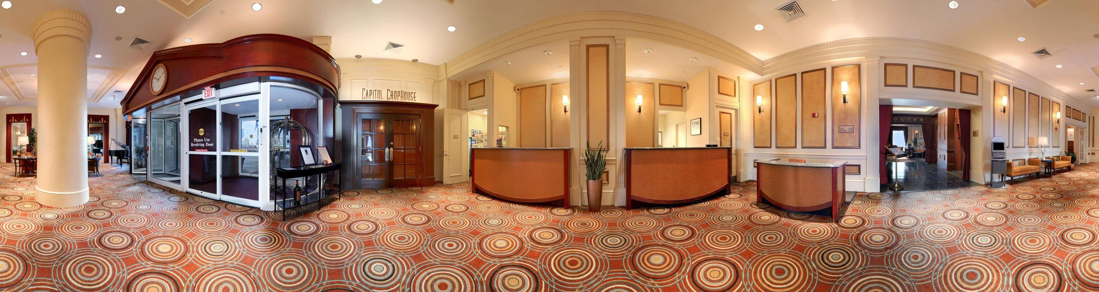 ฮิลตัน เมดิสัน โมโนนา เทอเรซ Hotel ภายนอก รูปภาพ