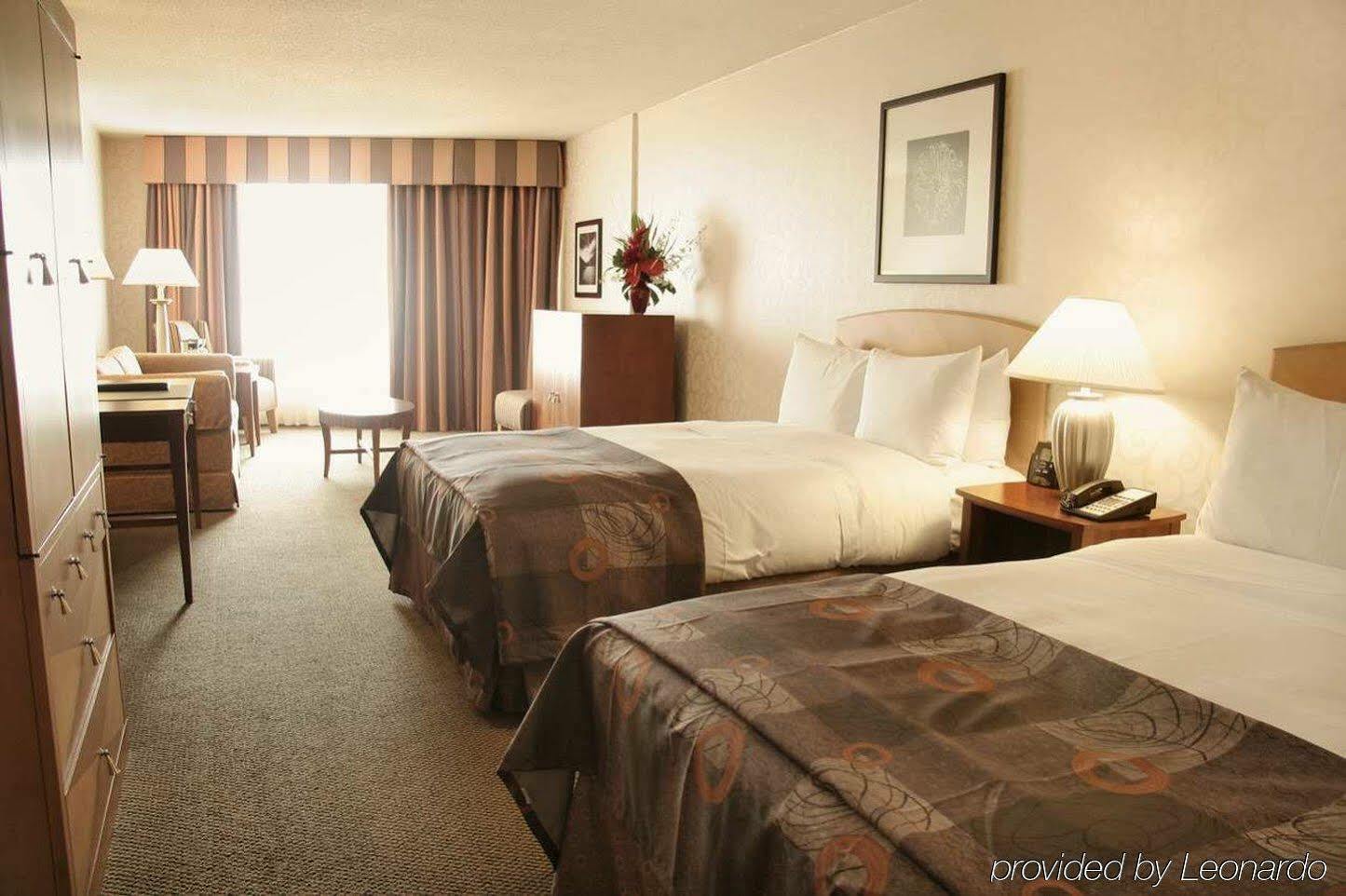 ฮิลตัน เมดิสัน โมโนนา เทอเรซ Hotel ภายนอก รูปภาพ